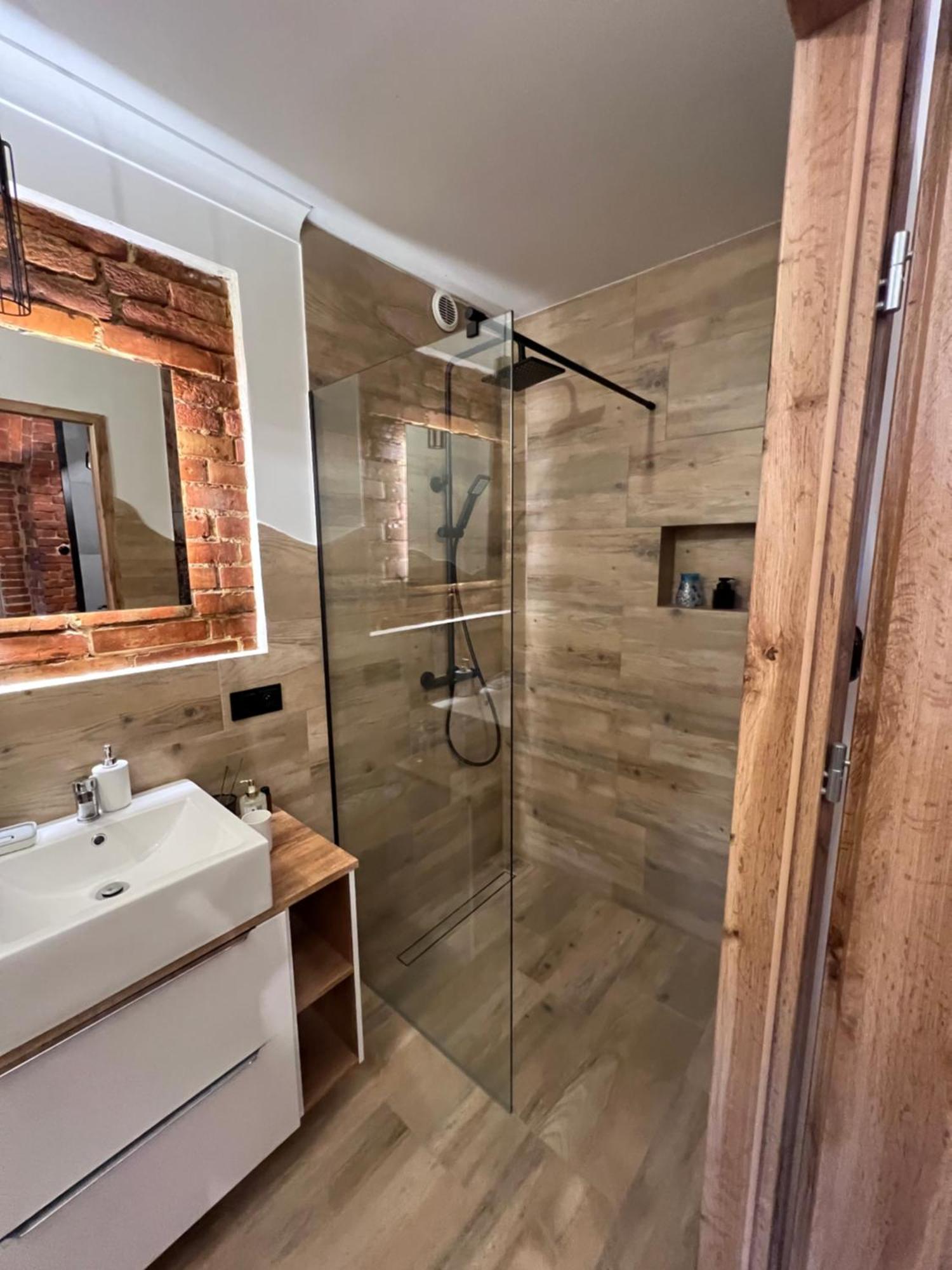 Apartamenty K9 Kalwaria Zebrzydowska Buitenkant foto